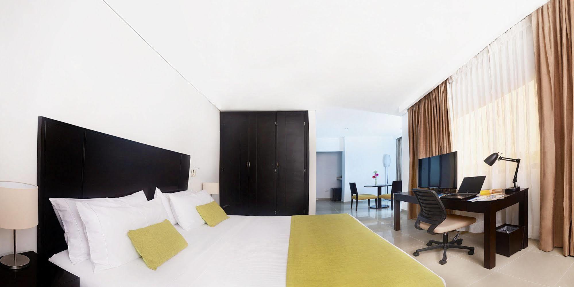 Hotel Millenium Barrancabermeja Extérieur photo