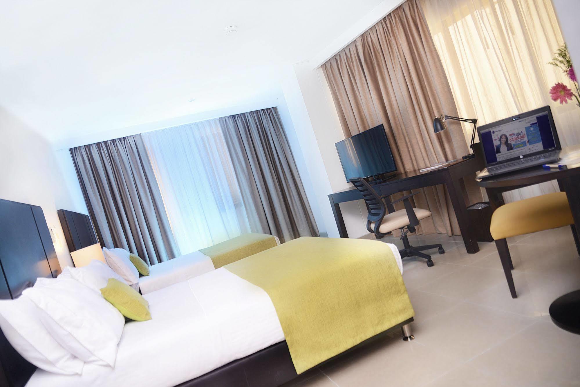 Hotel Millenium Barrancabermeja Extérieur photo